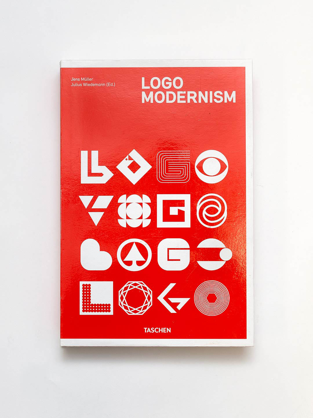 Logo Modernism